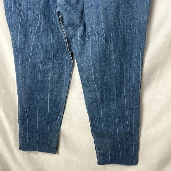 Hollister Women jeans size 32 blue NWT curvy high rise frayed patchwork and hem - Picture 9 of 12